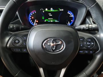 Toyota Corolla Touring Sports