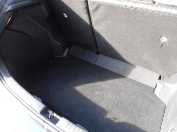 Mazda 2 Hybrid