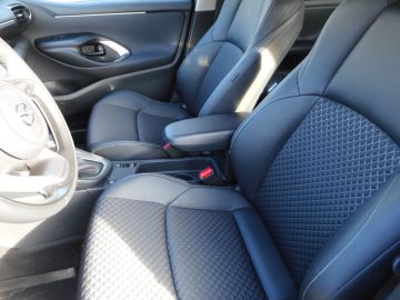 Mazda 2 Hybrid