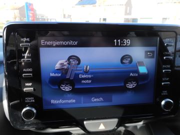 Mazda 2 Hybrid