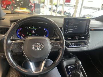 Toyota Corolla Touring Sports