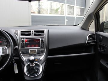 Toyota Verso-S