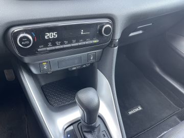 Mazda 2 Hybrid